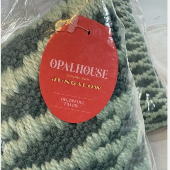 NOT AVAILABLE - Picture 4 of 9